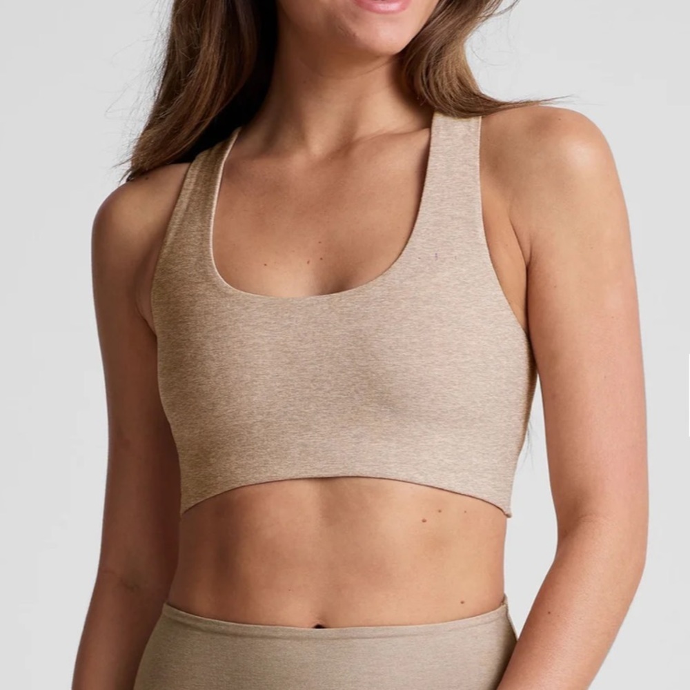 Beyond Yoga Beige Seamless Scoop Neck Sports Bra